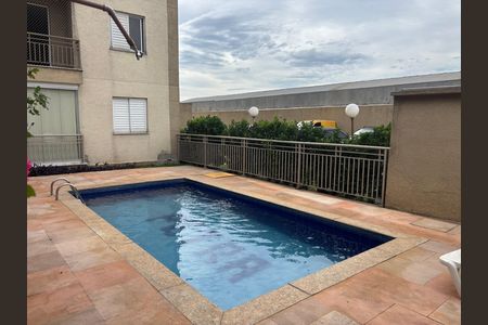 Casa à venda com 54m², 2 quartos e 1 vagaÁrea comum - Piscina