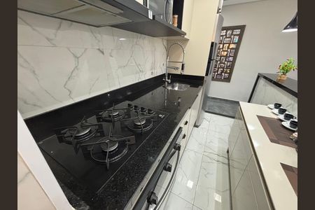 Casa à venda com 54m², 2 quartos e 1 vagaCozinha
