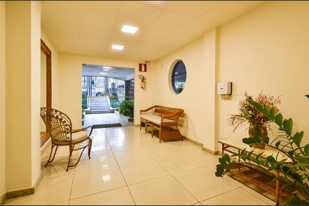 Apartamento à venda com 66m², 2 quartos e 2 vagas Apartamento à venda com 66m², 2 quartos e 2 vagasHall de entrada