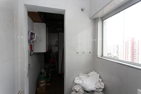 Apartamento à venda com 114m², 3 quartos e 2 vagas Apartamento à venda com 114m², 3 quartos e 2 vagasÁrea de Serviço