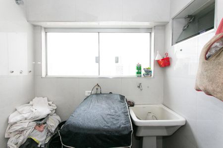 Apartamento à venda com 114m², 3 quartos e 2 vagas Apartamento à venda com 114m², 3 quartos e 2 vagasÁrea de Serviço