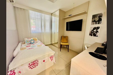Apartamento à venda com 116m², 3 quartos e 2 vagasQuarto