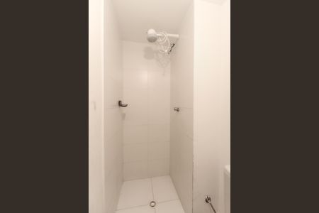 Apartamento à venda com 32m², 2 quartos e sem vaga Apartamento à venda com 32m², 2 quartos e sem vagaBanheiro