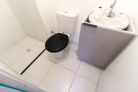 Apartamento à venda com 32m², 2 quartos e sem vaga Apartamento à venda com 32m², 2 quartos e sem vagaBanheiro