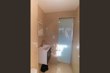 Apartamento para alugar com 50m², 2 quartos e sem vagaBanheiro