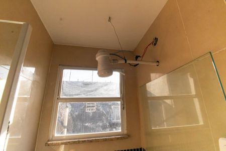 Apartamento para alugar com 50m², 2 quartos e sem vagaBanheiro