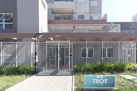 Apartamento à venda com 56m², 2 quartos e 1 vaga Apartamento à venda com 56m², 2 quartos e 1 vagaFachada