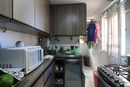 Apartamento à venda com 54m², 2 quartos e 1 vagaCozinha