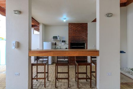 Apartamento para alugar com 44m², 2 quartos e 1 vagaÁrea comum - Churrasqueira