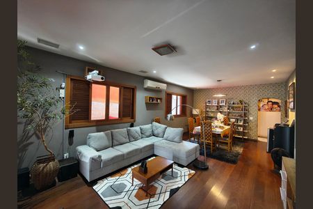 Casa à venda com 350m², 5 quartos e 4 vagas
