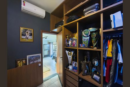 Casa à venda com 350m², 5 quartos e 4 vagas