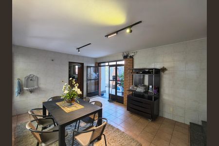 Casa à venda com 350m², 5 quartos e 4 vagas