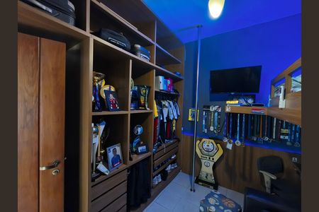Casa à venda com 350m², 5 quartos e 4 vagas
