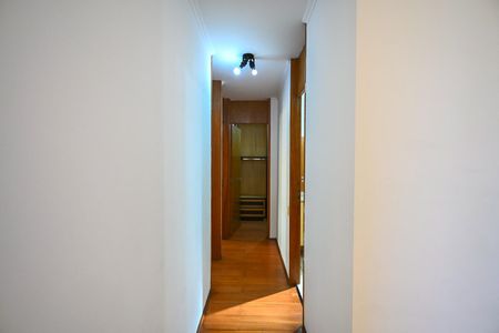 Apartamento à venda com 72m², 2 quartos e 1 vagaCorredor