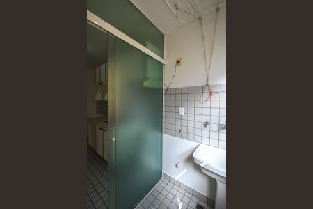 Apartamento à venda com 72m², 2 quartos e 1 vagaÁrea de Serviço 