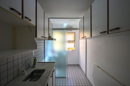Apartamento à venda com 72m², 2 quartos e 1 vagaCozinha