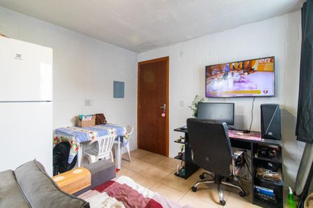 Sala de apartamento à venda com 2 quartos, 40m² em Campo Novo, Porto Alegre
