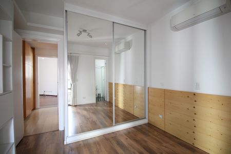 Apartamento à venda com 225m², 4 quartos e 4 vagasSuíte 2