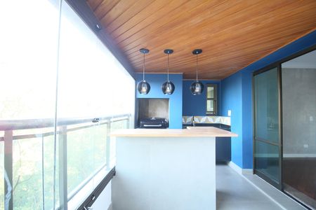 Apartamento à venda com 225m², 4 quartos e 4 vagasVaranda da Sala