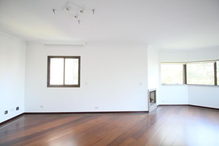 Apartamento à venda com 225m², 4 quartos e 4 vagasSala