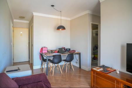 Apartamento à venda com 54m², 2 quartos e 1 vaga Apartamento à venda com 54m², 2 quartos e 1 vagaSala