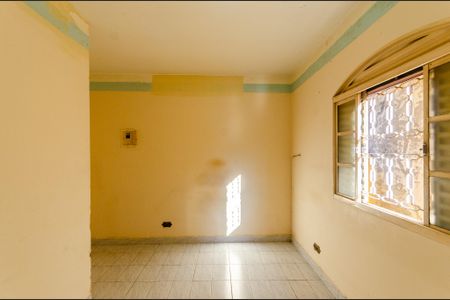 Casa para alugar com 55m², 2 quartos e sem vaga Casa para alugar com 55m², 2 quartos e sem vagaQuarto 1