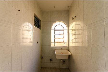 Casa para alugar com 55m², 2 quartos e sem vaga Casa para alugar com 55m², 2 quartos e sem vagaÁrea de Serviço
