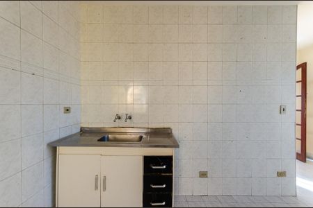 Casa para alugar com 55m², 2 quartos e sem vaga Casa para alugar com 55m², 2 quartos e sem vagaCozinha