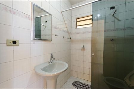 Casa para alugar com 55m², 2 quartos e sem vaga Casa para alugar com 55m², 2 quartos e sem vagaBanheiro