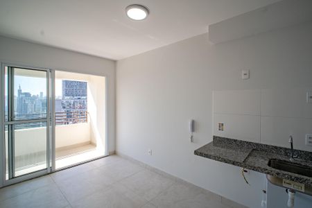 Sala de kitnet/studio para alugar com 1 quarto, 34m² em Butantã, São Paulo