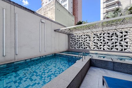 Studio à venda com 25m², 1 quarto e sem vaga Studio à venda com 25m², 1 quarto e sem vagaÁrea comum - Piscina