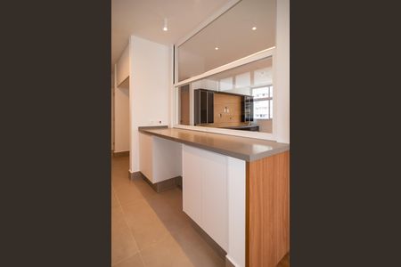 Apartamento para alugar com 177m², 3 quartos e 2 vagas Apartamento para alugar com 177m², 3 quartos e 2 vagasCozinha