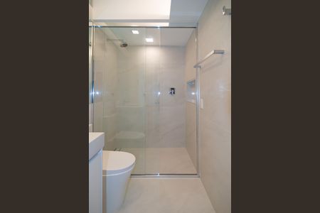 Apartamento para alugar com 177m², 3 quartos e 2 vagas Apartamento para alugar com 177m², 3 quartos e 2 vagasQuarto 2 - Suíte