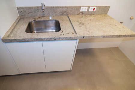 Apartamento para alugar com 177m², 3 quartos e 2 vagas Apartamento para alugar com 177m², 3 quartos e 2 vagasÁrea de Serviço