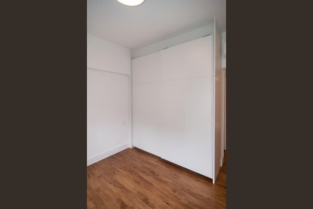 Apartamento para alugar com 177m², 3 quartos e 2 vagas Apartamento para alugar com 177m², 3 quartos e 2 vagasQuarto 1 - Suíte