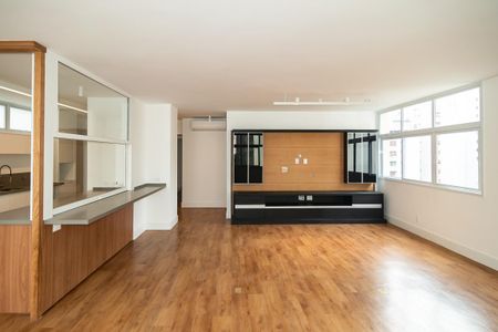 Apartamento para alugar com 177m², 3 quartos e 2 vagas Apartamento para alugar com 177m², 3 quartos e 2 vagasSala