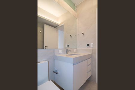 Apartamento para alugar com 177m², 3 quartos e 2 vagas Apartamento para alugar com 177m², 3 quartos e 2 vagasBanheiro Quarto 1 - Suíte