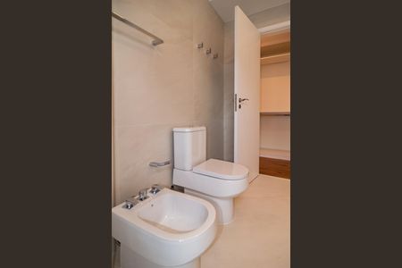 Apartamento para alugar com 177m², 3 quartos e 2 vagas Apartamento para alugar com 177m², 3 quartos e 2 vagasBanheiro Quarto 3 - Suíte Master