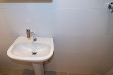 Apartamento para alugar com 177m², 3 quartos e 2 vagas Apartamento para alugar com 177m², 3 quartos e 2 vagasBanheiro de Serviço