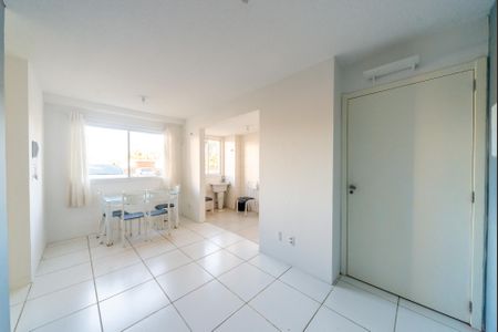 Sala de apartamento para alugar com 2 quartos, 44m² em Santa Isabel, Viamão