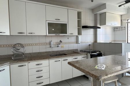 Apartamento para alugar com 95m², 2 quartos e 1 vagaCozinha e Área de Serviço