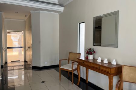 Apartamento para alugar com 95m², 2 quartos e 1 vagaHall de entrada