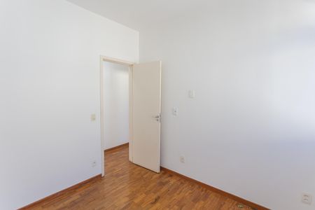 Apartamento à venda com 68m², 2 quartos e 1 vagaQuarto 2