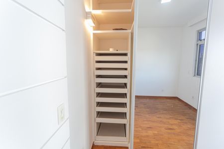 Apartamento à venda com 68m², 2 quartos e 1 vagaCloset do Quarto 1