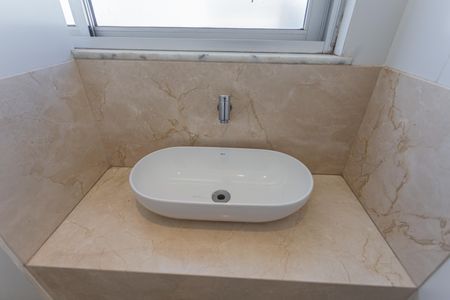 Apartamento à venda com 68m², 2 quartos e 1 vagaPia do Lavabo na Sala