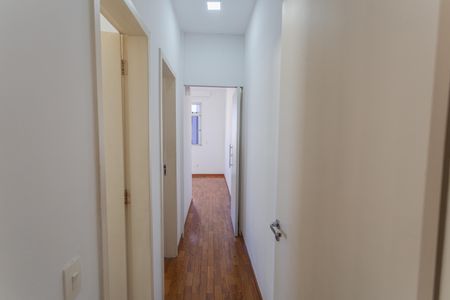 Apartamento à venda com 68m², 2 quartos e 1 vagaCorredor