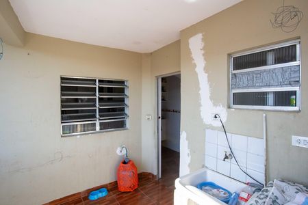 Casa à venda com 180m², 3 quartos e 1 vagaÁrea de Serviço Casa 2