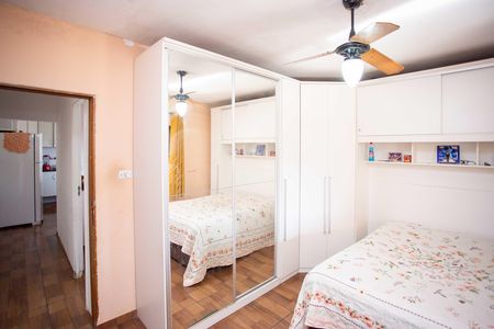 Casa à venda com 180m², 3 quartos e 1 vagaQuarto 1 Casa 2