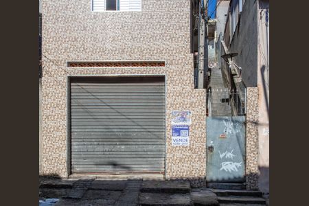 Casa à venda com 180m², 3 quartos e 1 vagaFachada