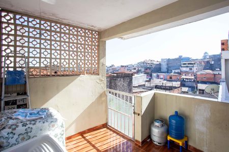 Casa à venda com 180m², 3 quartos e 1 vagaÁrea de Serviço Casa 2